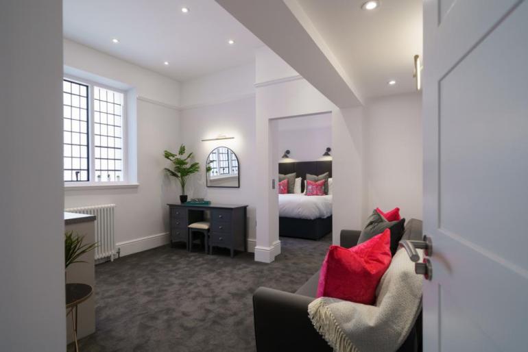 Bedrooms & Suites Chichester Cathedral